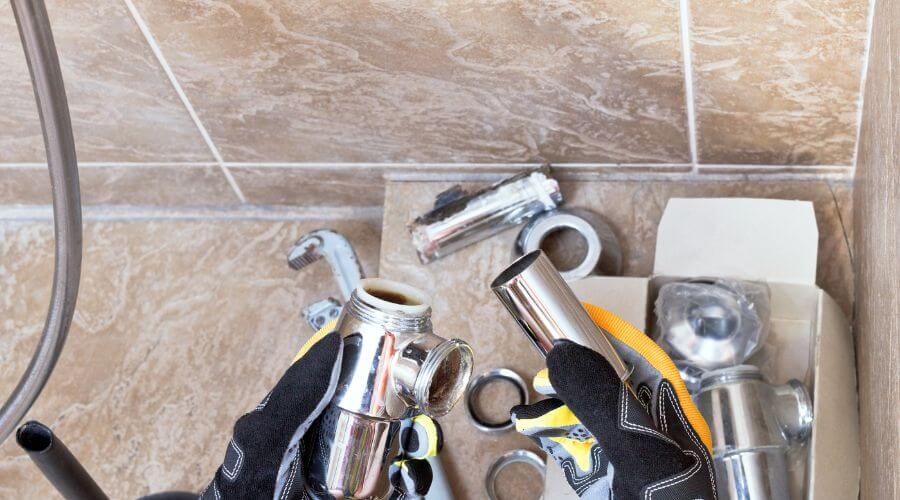 Professional gutter cleaning in Canfield, OH